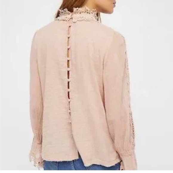 FREE PEOPLE Dusty Pink Cream Lace Trim  Boho Blouse Trendy Sleeve Cotton Gauze - Picture 4 of 15